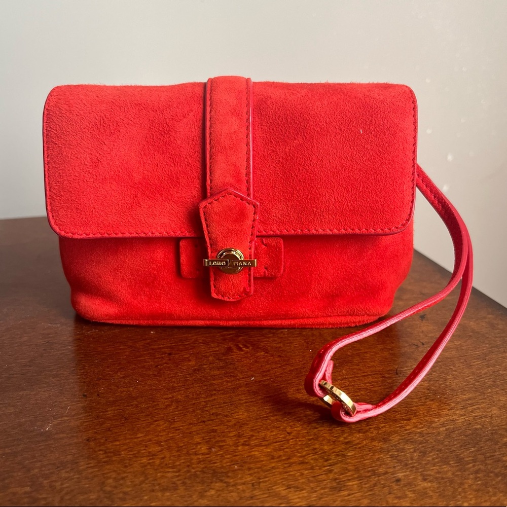 Suede Tres Jolie Pochette in red